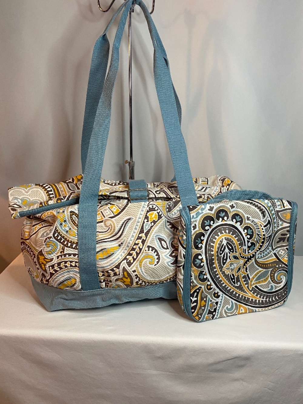 Thirty One Weekender and Cosmetic Travel Bags, New